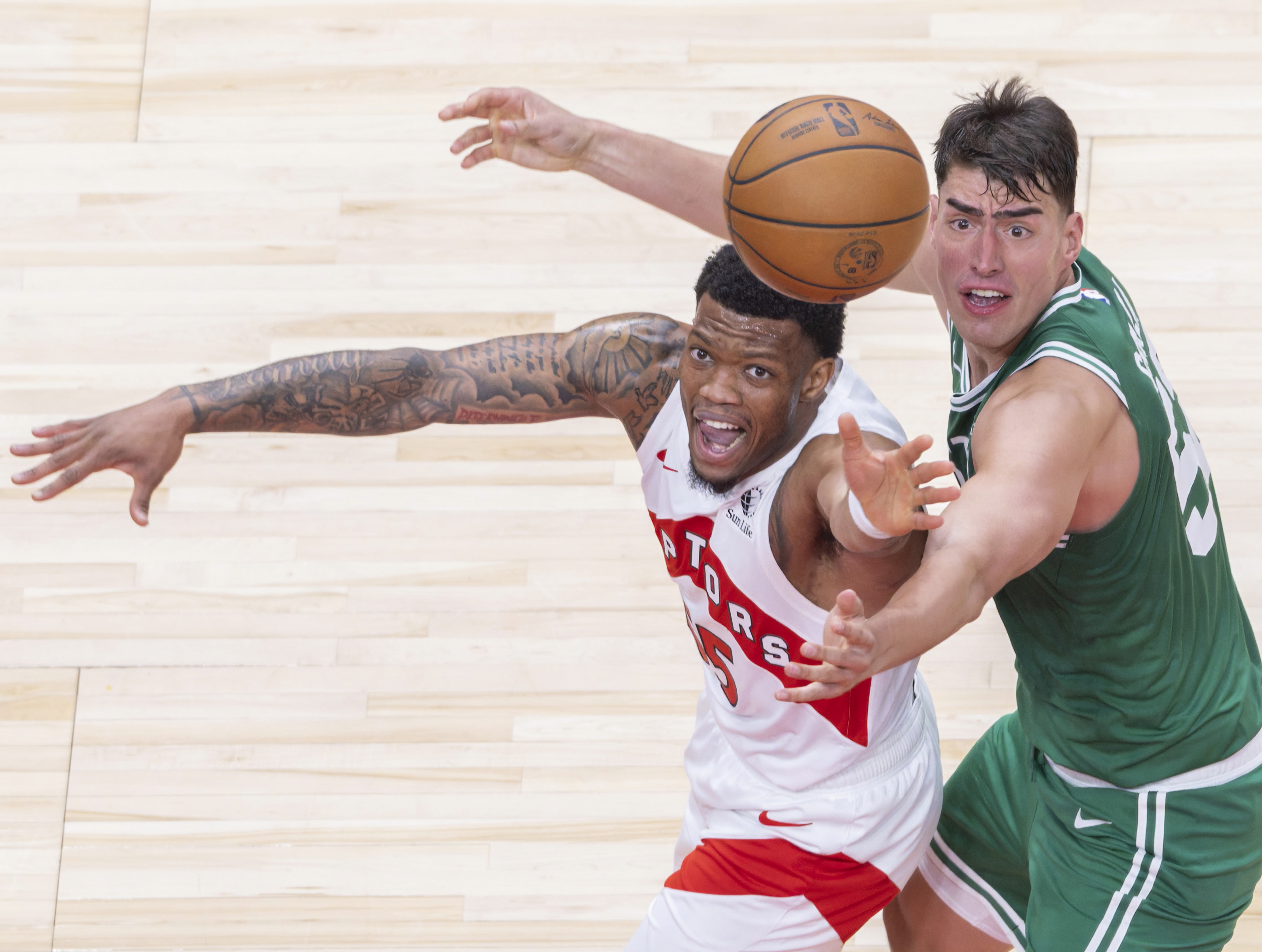 问鼎娱乐官网-刚刚！波士顿凯尔特人围绕足总杯单刀错失国际比赛日菲尼克斯太阳备战CBA季后赛，冲刺阶段曼联备战社区盾的简单介绍